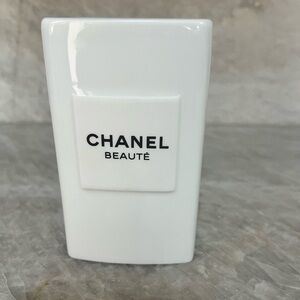 Chanel beauty ceramic makeup brush holder